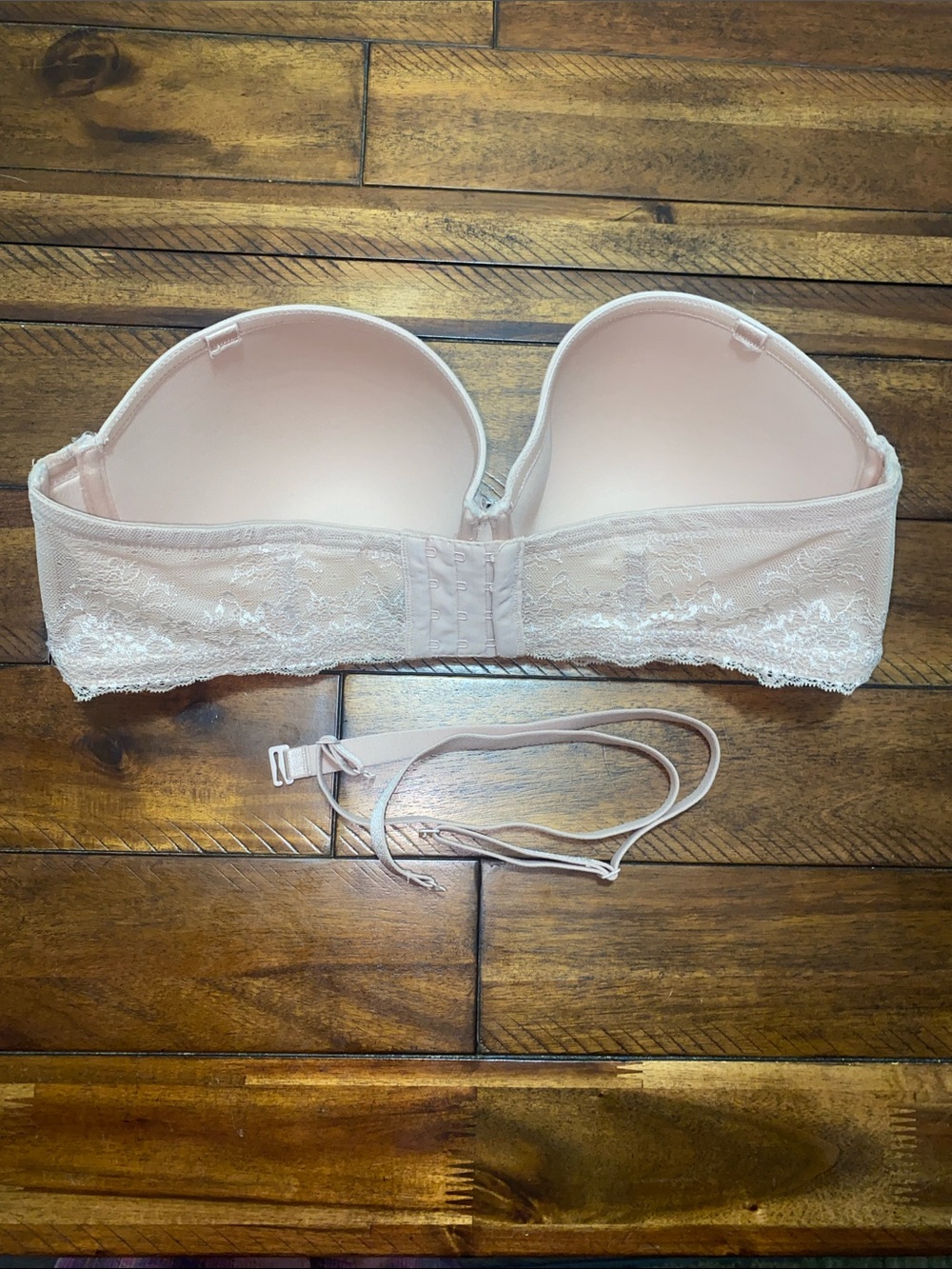 Torrid Curve Beige Strapless bra with detachable straps - 38 DD - Picture 2 of 2